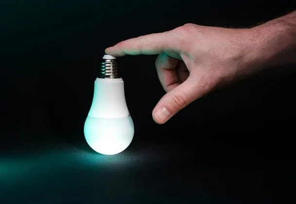 Як LED-лампи впливають на метаболізм: наука про світло