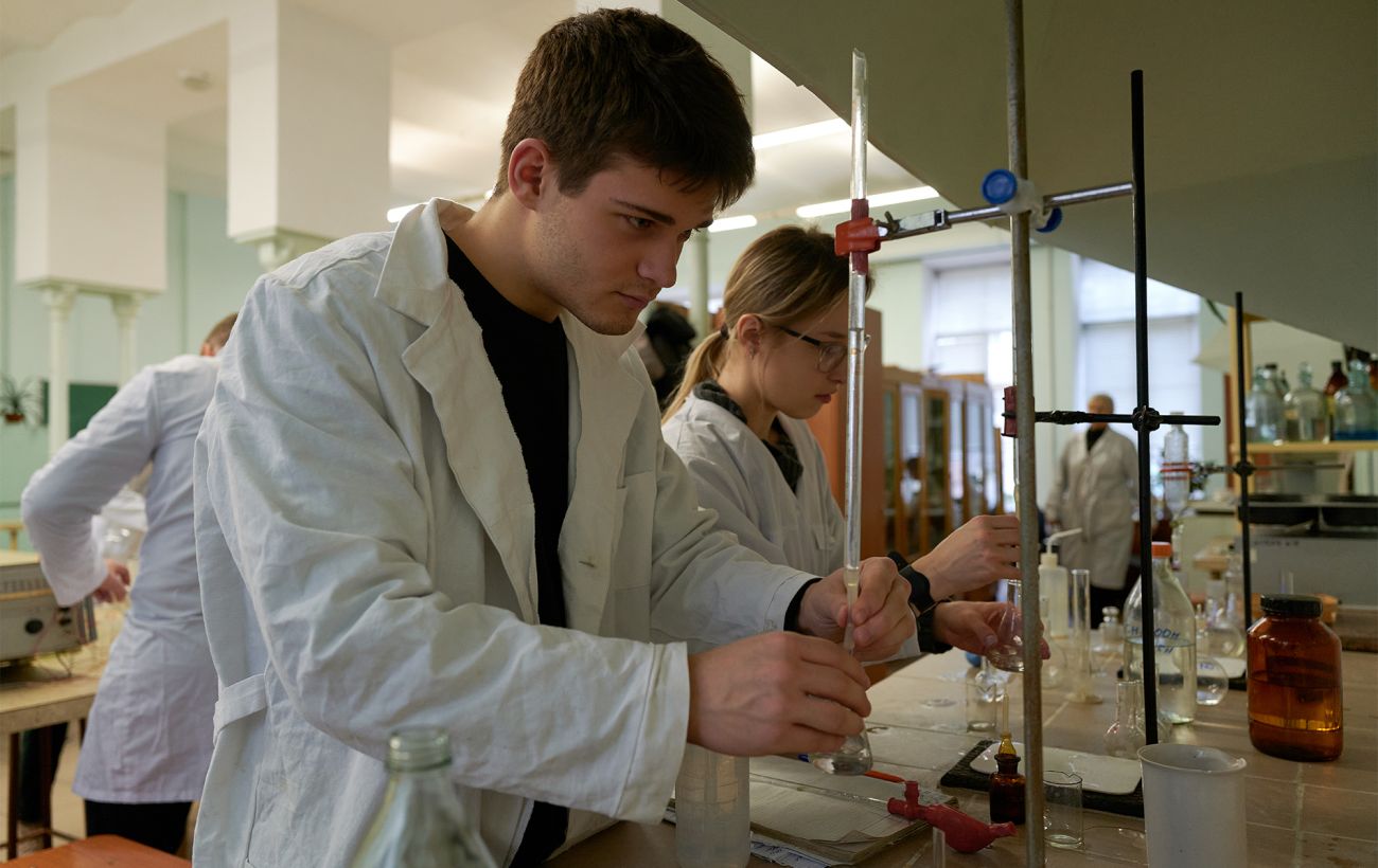 Топ-10 медичних університетів України за показниками Scopus 2026: рейтинг лідерів